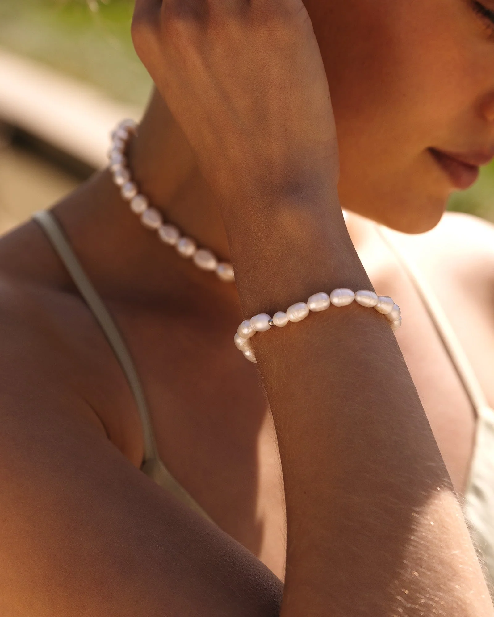Aura Pearl Bracelet - Image 2