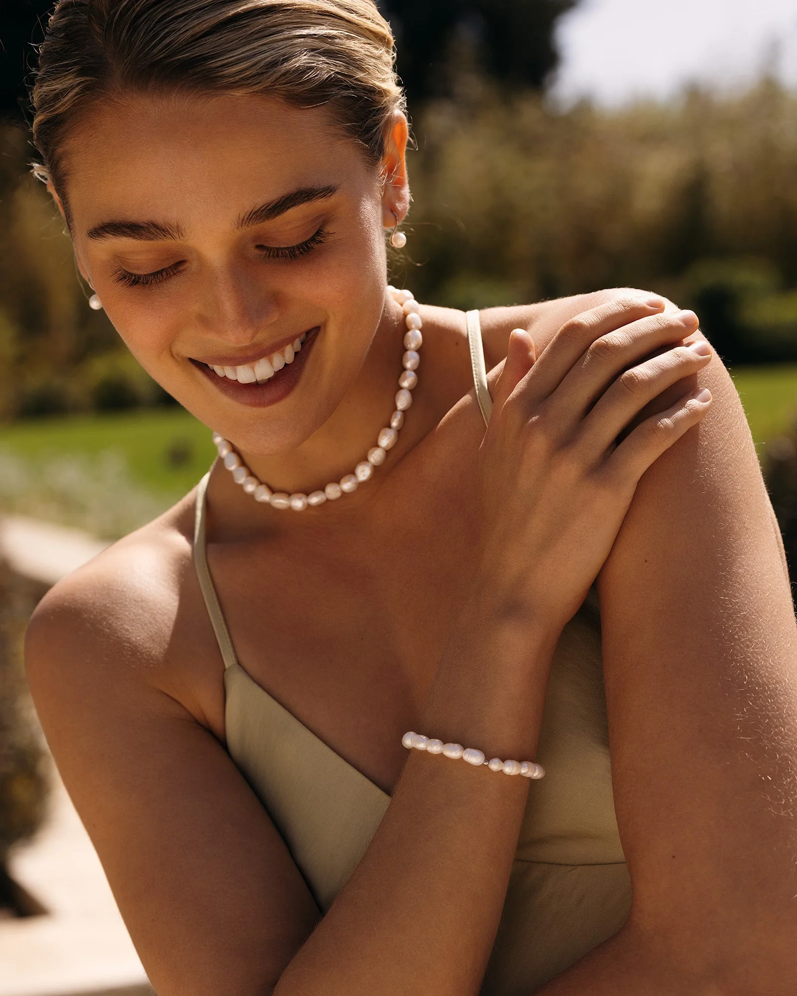 Aura Pearl Bracelet - Image 3