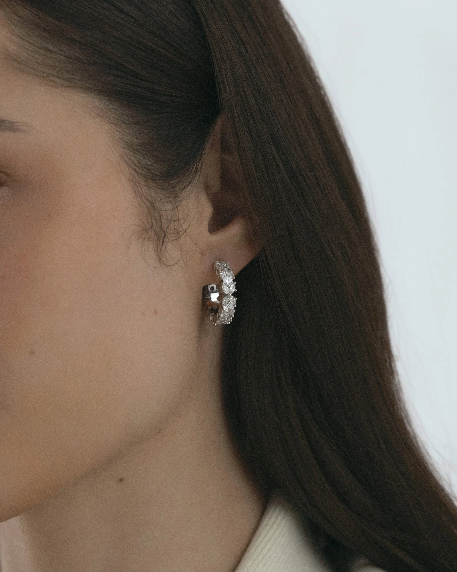 Queen Earrings Large - Image 3